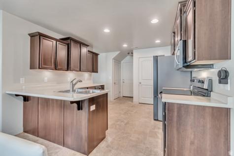 1643 N Hollyhock Farmington UT 84025