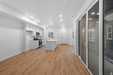 1302 E 1670 N Payson UT 84651