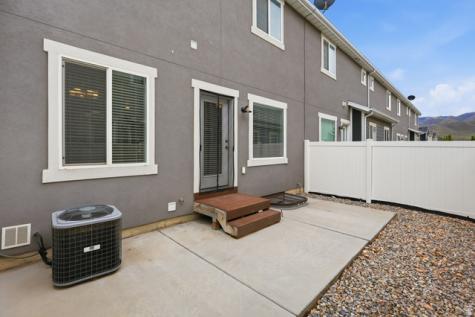 7549 N Hutch Lane Eagle Mountain UT 84005