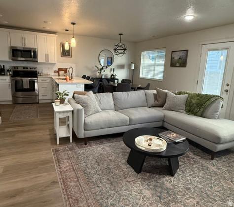 3942 S 3450 W West Haven UT 84401