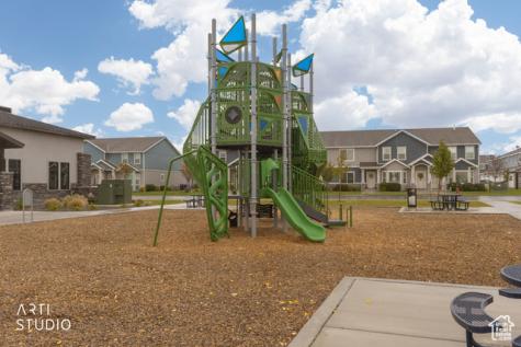 1702 E Stone Way Eagle Mountain UT 84005