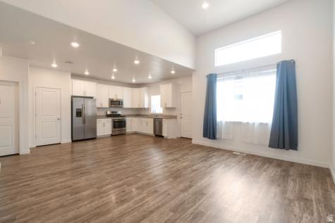 4291 E Golden N Eagle Mountain UT 84005