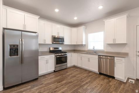 4291 E Golden N Eagle Mountain UT 84005