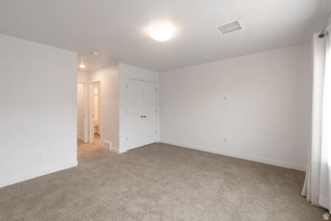 4291 E Golden N Eagle Mountain UT 84005