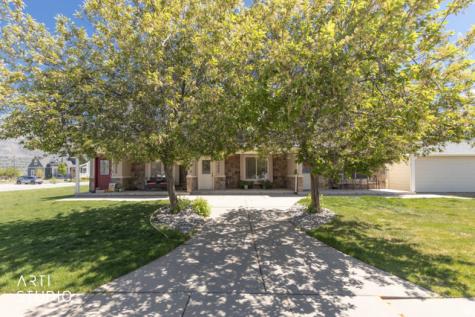 7438 S 1550 E South Weber UT 84405