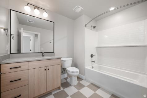 4017 E Razor Drive Washington UT 84780