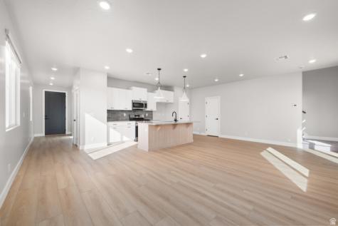 4017 E Razor Drive Washington UT 84780