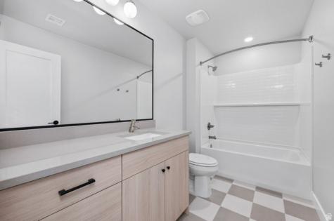 4013 E Razor Drive Washington UT 84780