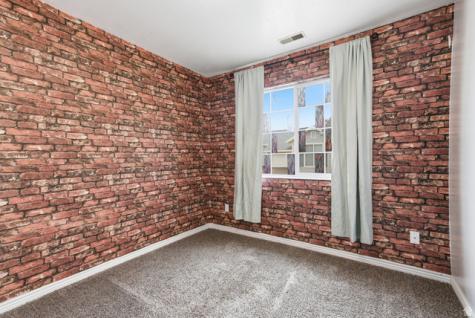 178 E Freedom Lane S Ogden UT 84401