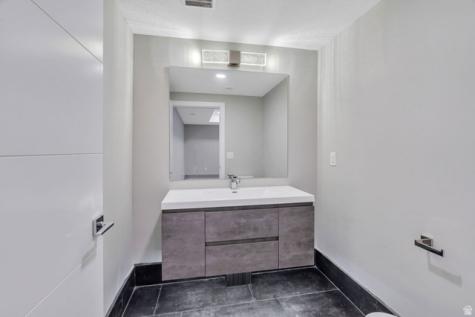 7045 S 300 E Midvale UT 84047