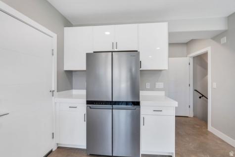 7045 S 300 E Midvale UT 84047