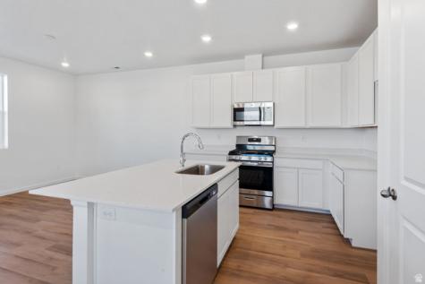 1333 E 1670 N Payson UT 84651