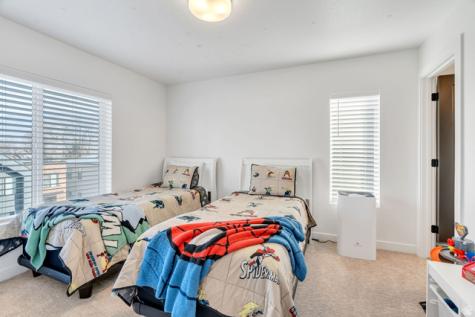 507 W 620 N Centerville UT 84014