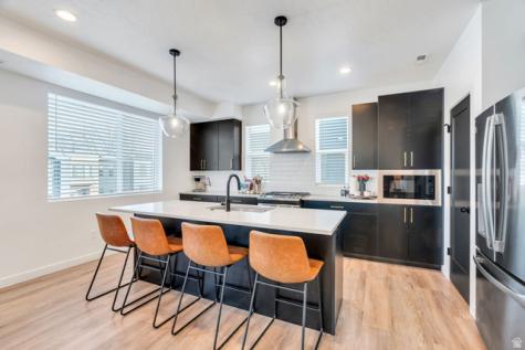 507 W 620 N Centerville UT 84014