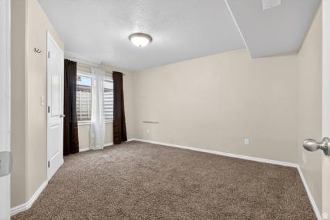490 E 700 S Clearfield UT 84015