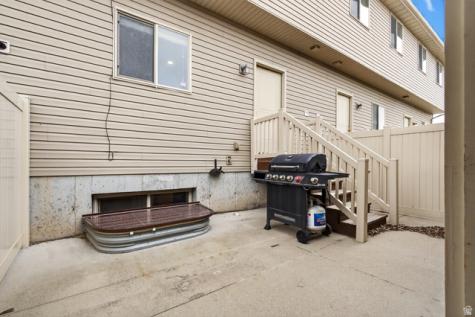 490 E 700 S Clearfield UT 84015
