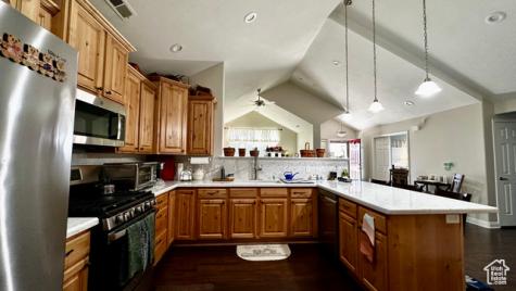 929 W 1920 S Syracuse UT 84075