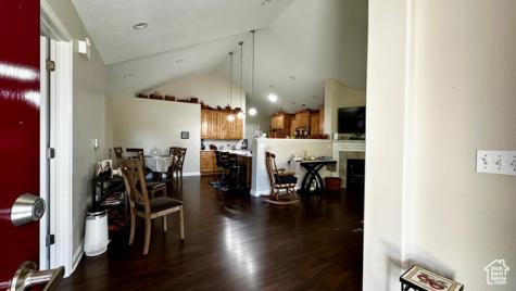 929 W 1920 S Syracuse UT 84075
