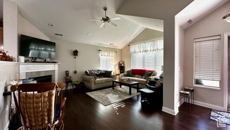 929 W 1920 S Syracuse UT 84075