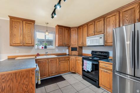 1402 S 1470 E Provo UT 84606