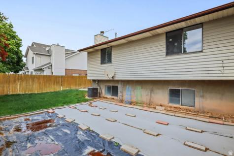 1978 E 3080 S Millcreek UT 84106