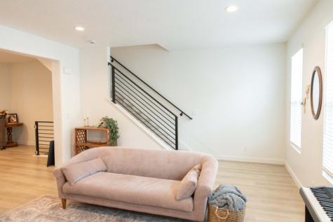 638 N Autumn Ash Circle Kaysville UT 84037