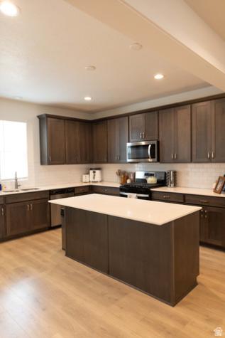 638 N Autumn Ash Circle Kaysville UT 84037