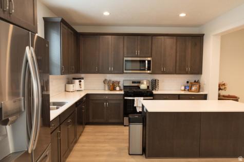 638 N Autumn Ash Circle Kaysville UT 84037