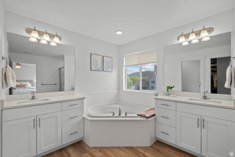 3326 E Caledonia Avenue N Eagle Mountain UT 84005