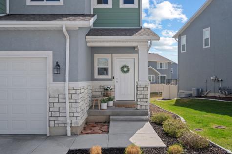 3326 E Caledonia Avenue N Eagle Mountain UT 84005