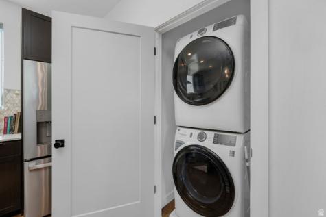 493 E Alice Way Layton UT 84041