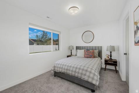 493 E Alice Way Layton UT 84041
