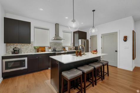 493 E Alice Way Layton UT 84041