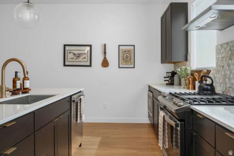 493 E Alice Way Layton UT 84041
