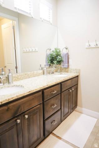 4285 E Razor Ridge Drive Washington UT 84780