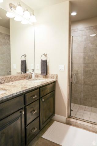 4285 E Razor Ridge Drive Washington UT 84780