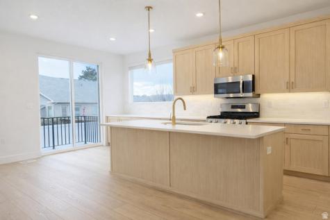 6711 S Vaughn Lane E Midvale UT 84047