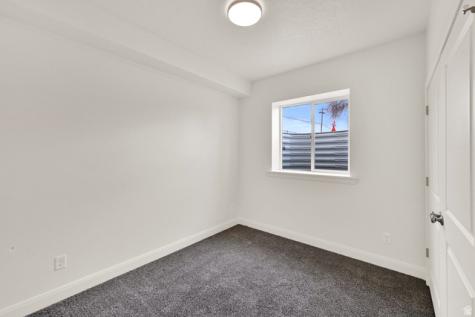 36 W 1600 N Sunset UT 84015