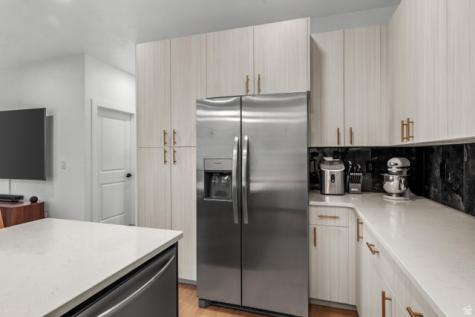 7240 S 525 E Midvale UT 84047