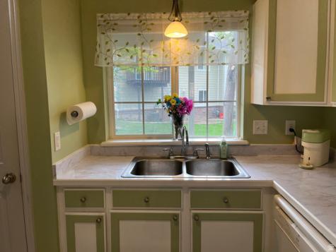 1672 S Canyonwoods E Ogden UT 84404