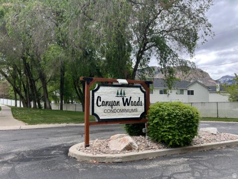 1672 S Canyonwoods E Ogden UT 84404