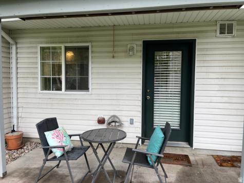 1672 S Canyonwoods E Ogden UT 84404
