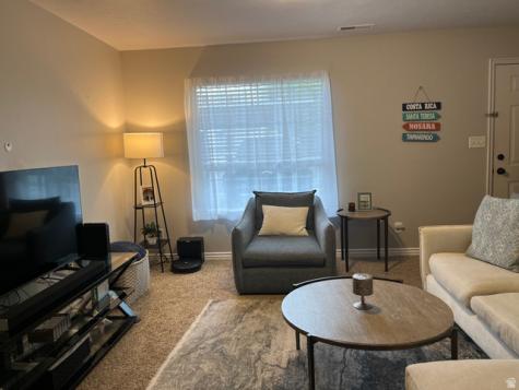 1672 S Canyonwoods E Ogden UT 84404