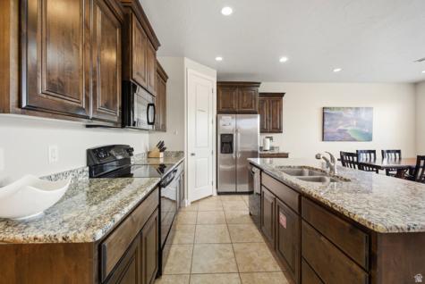 4269 E Razor Drive Washington UT 84780