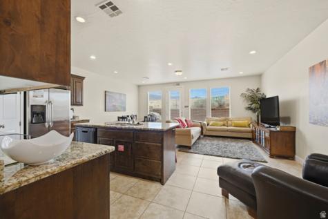4269 E Razor Drive Washington UT 84780