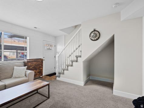 422 E 2050 N North Ogden UT 84414