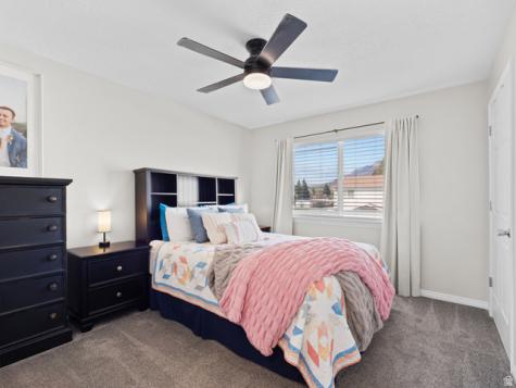 422 E 2050 N North Ogden UT 84414