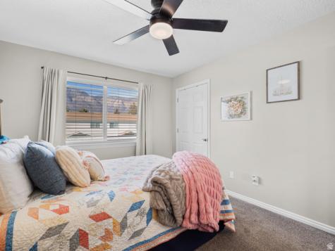422 E 2050 N North Ogden UT 84414