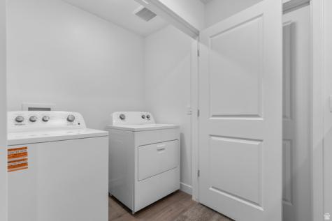 1454 S 410 E Ogden UT 84404