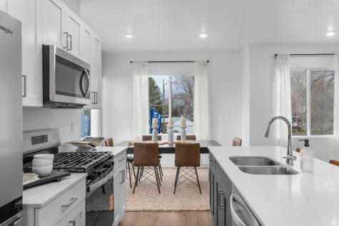 1454 S 410 E Ogden UT 84404